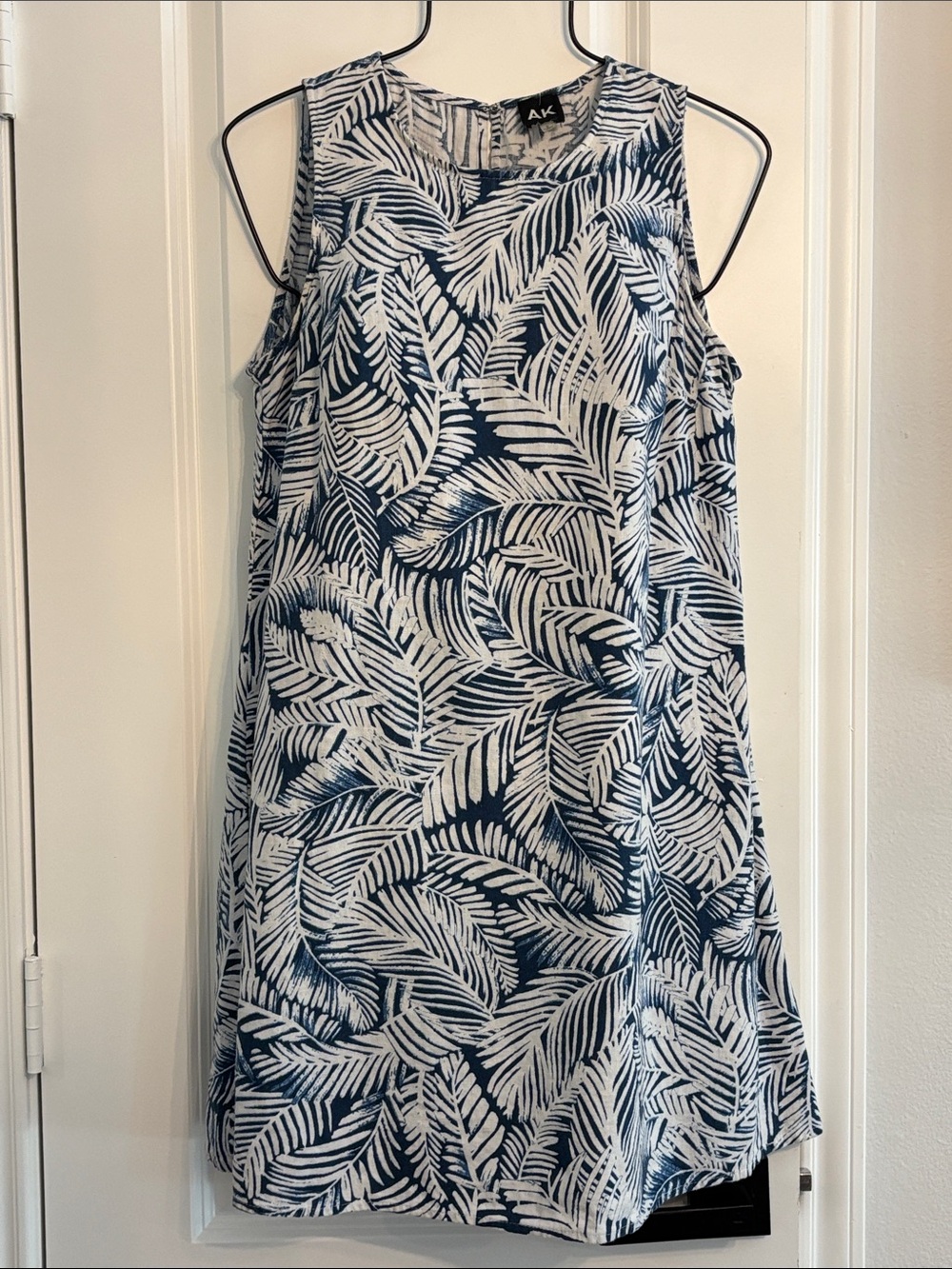 Anne Klein Blue White Tropical Print Linen Blend Sleeveless Short Dress. 8